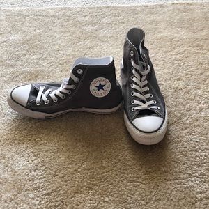 Gray High top converse